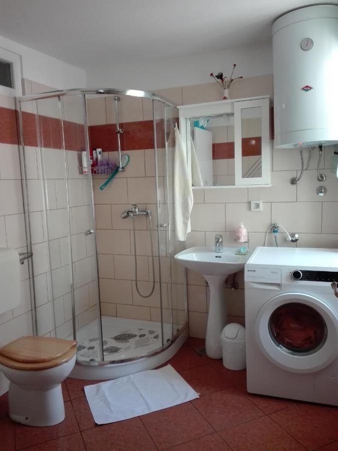 Bernik Rooms Plomin Exterior foto